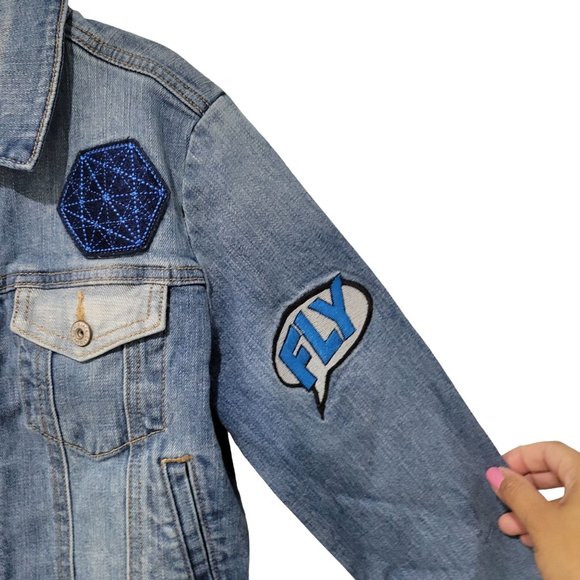 Cat & Jack Girls Denim Jacket Size 6/7 Color Blue - Picture 4 of 6